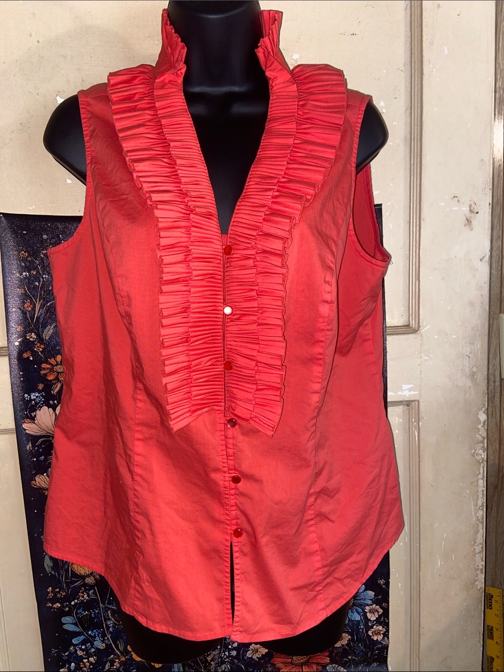 GRAPEFRUIT RUFFLE VEST TOP Katherine Barclay Like New